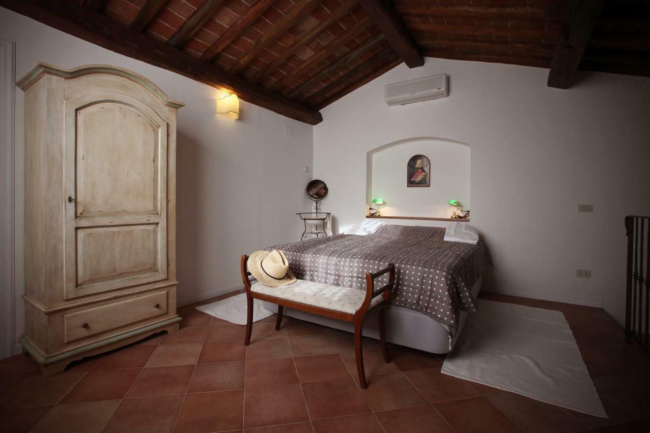 Agriturismo Le Pianore Montespertoli Exterior photo